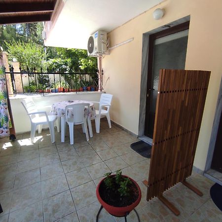 Niki'S House 1 Apartment Agia Triada  Exterior photo