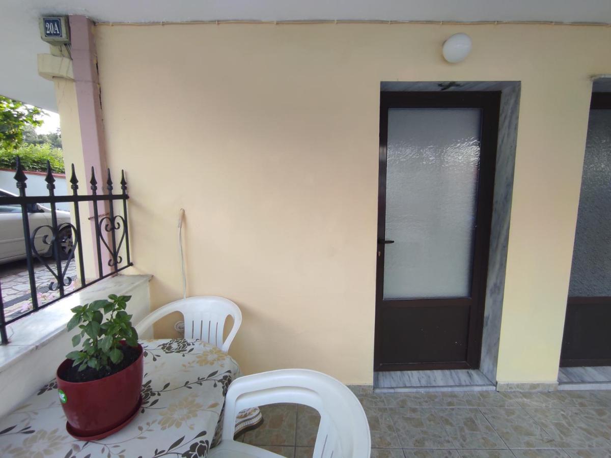 Niki'S House 1 Apartment Agia Triada  Exterior photo