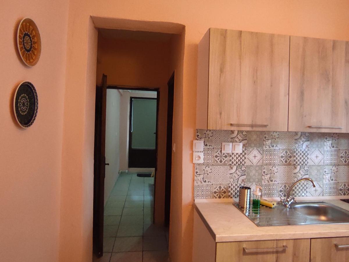 Niki'S House 1 Apartment Agia Triada  Exterior photo