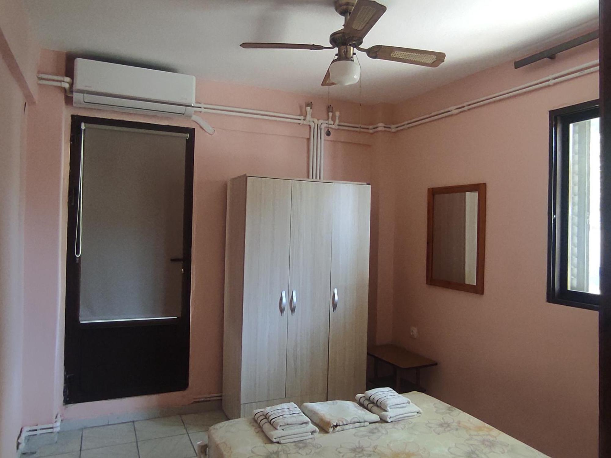 Niki'S House 1 Apartment Agia Triada  Exterior photo
